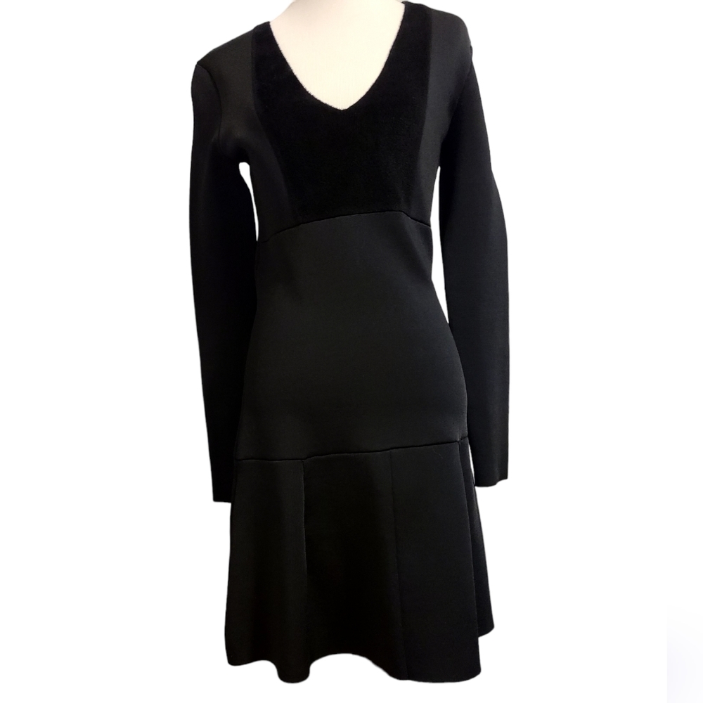 Issa London "Marnie" fit and flare dress - Picture 2 of 5